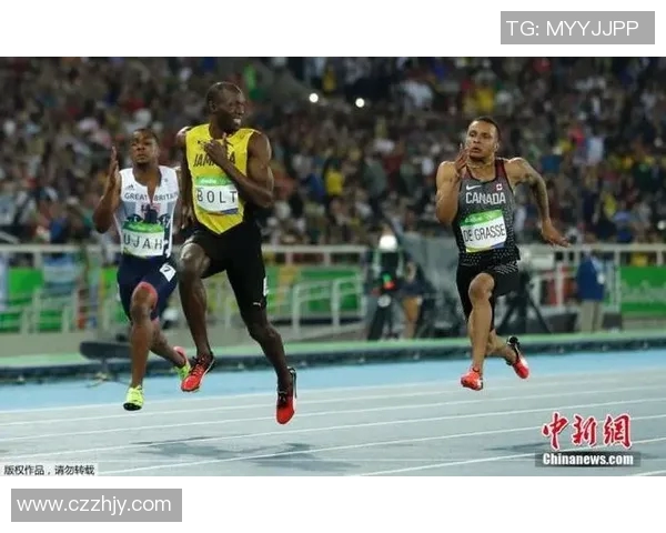 重庆足球队的奋斗与荣耀：一段不平凡的突破之路纪实