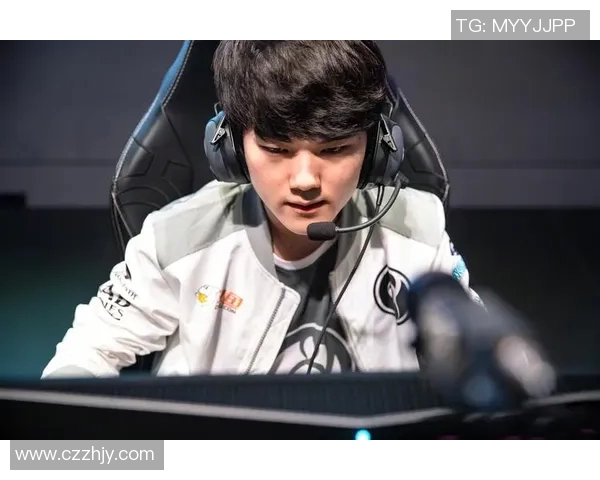 聚焦和平精英：IG战队默契配合与战术分析的深度探讨