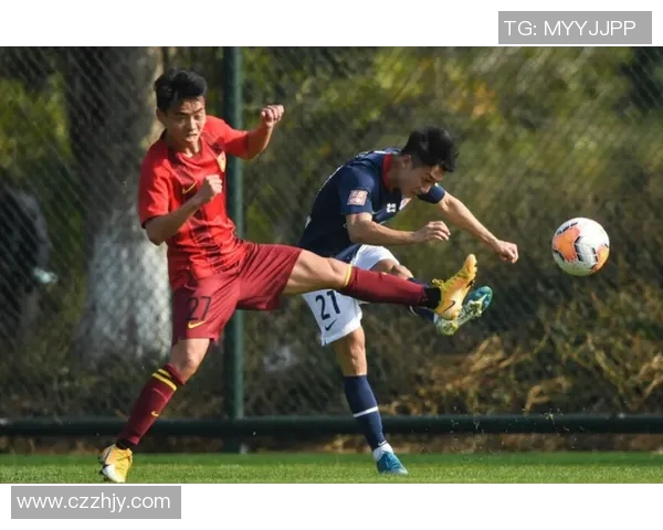 重庆足球队强势崛起荣登足球状态排行榜第四名展现出色竞技状态